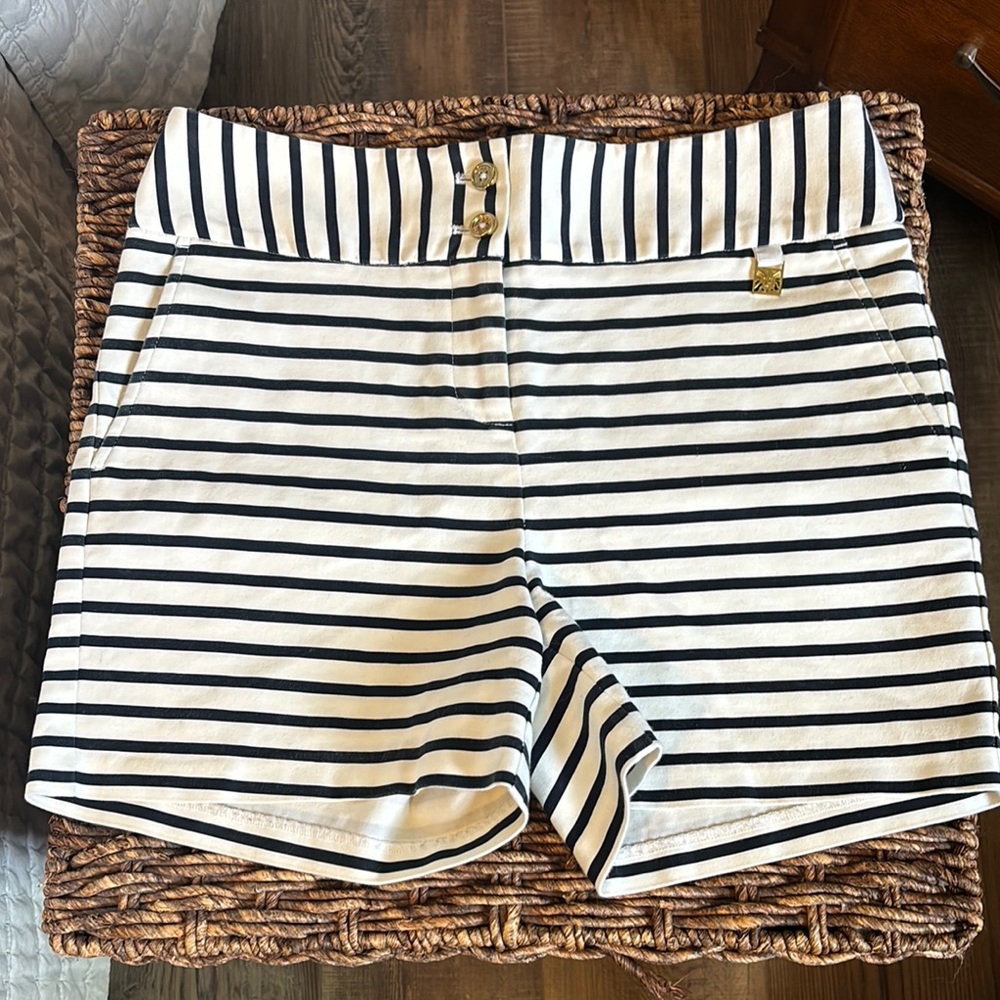 Anne Klein Black and White Bermuda Shorts
